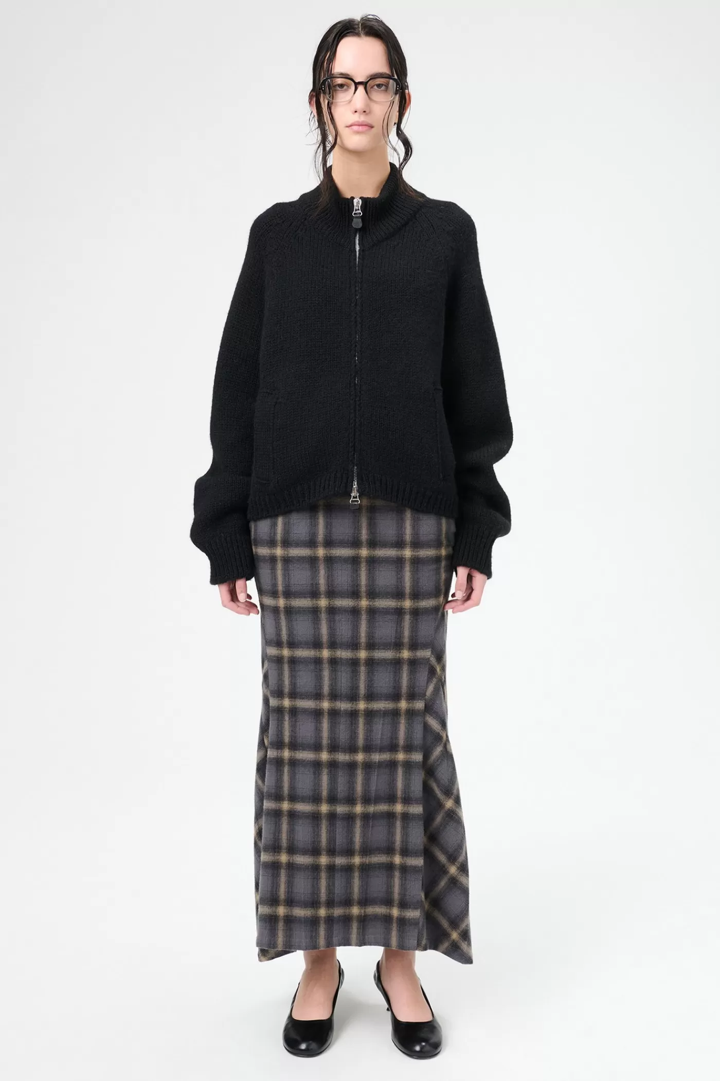 New Jet Black Isles Wool Women Knitwear