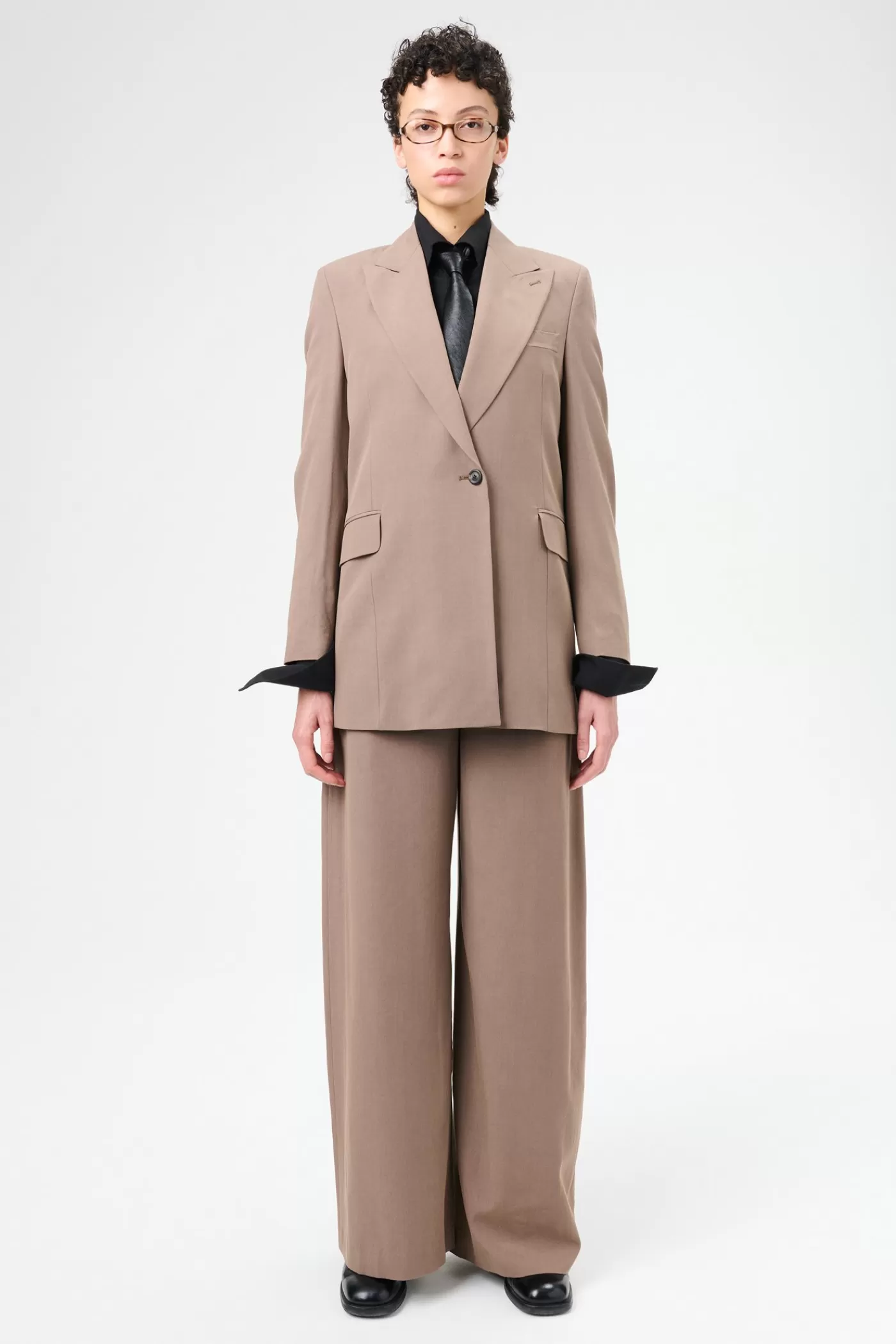 Hot Muddy Lavender Lyo Wool Women Suiting