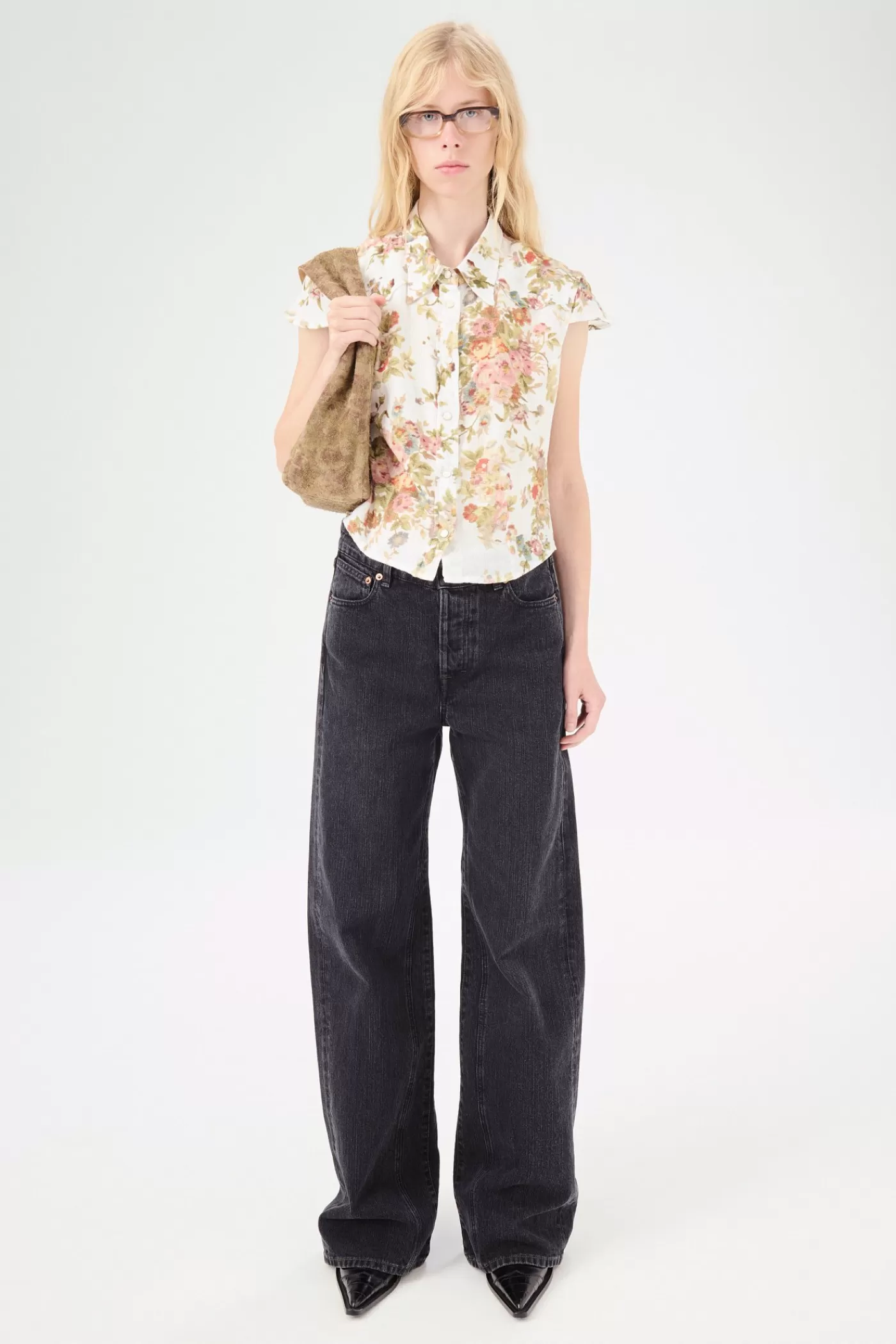 Cheap White Floral Tapestry Print Women Shirting